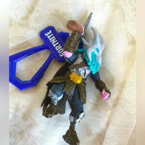 Fortnite Character Beast headed Action Figure Armed Soldier Warrior Toy Figurine